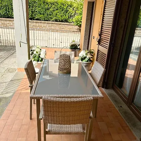 La Casa Di Maurizio Apartment *